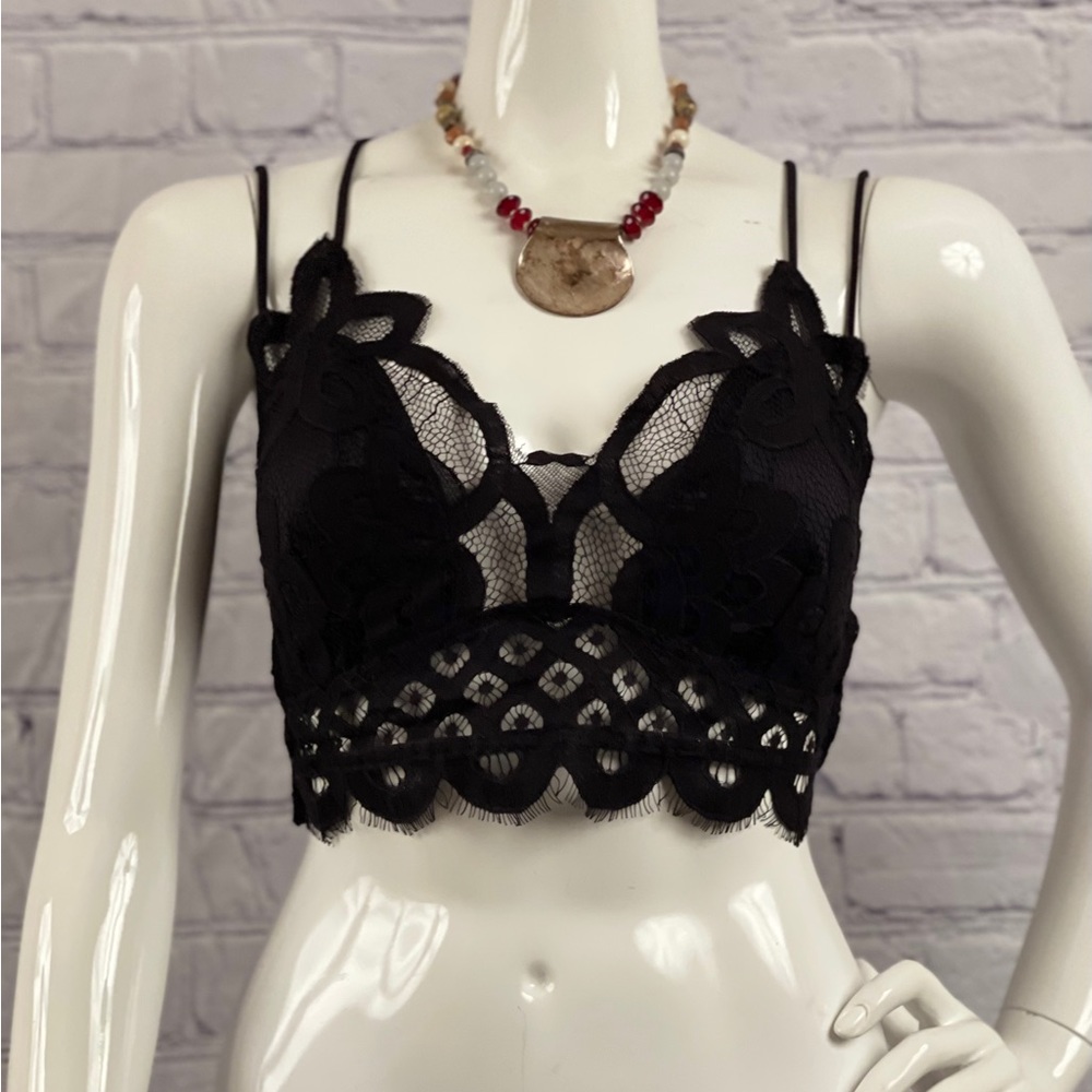 Brand New Plus Crochet Lace Bralette With Bra Pads Various - Picture 9 of 16
